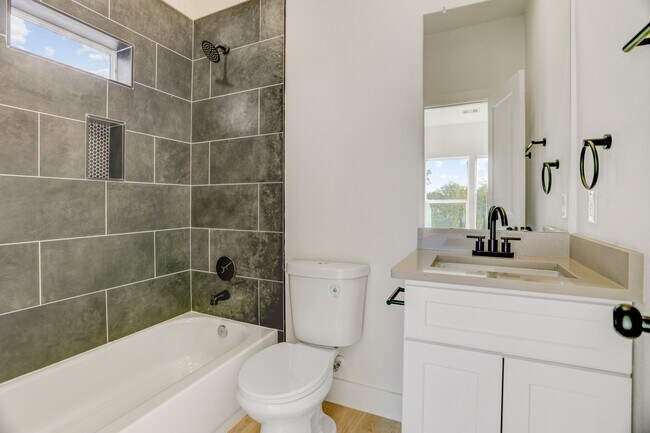 Building Photo - 10514 Ashville Dr