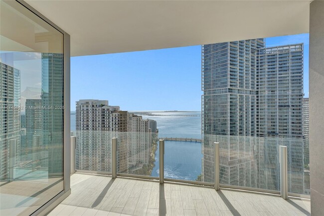 Building Photo - 300 Biscayne Blvd Way