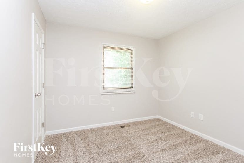 Building Photo - 127 E Edgewood Ave