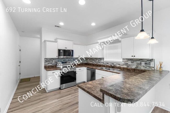 Building Photo - 692 Turning Crest Ln