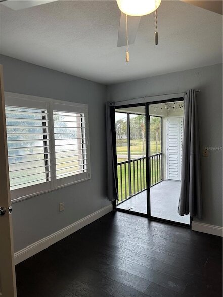 Building Photo - 106 Mary Dr