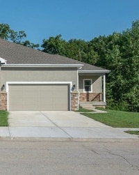 Building Photo - 731 N 74 St