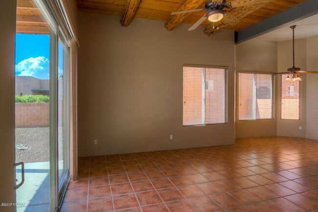 Building Photo - 7658 E Chase Park Loop