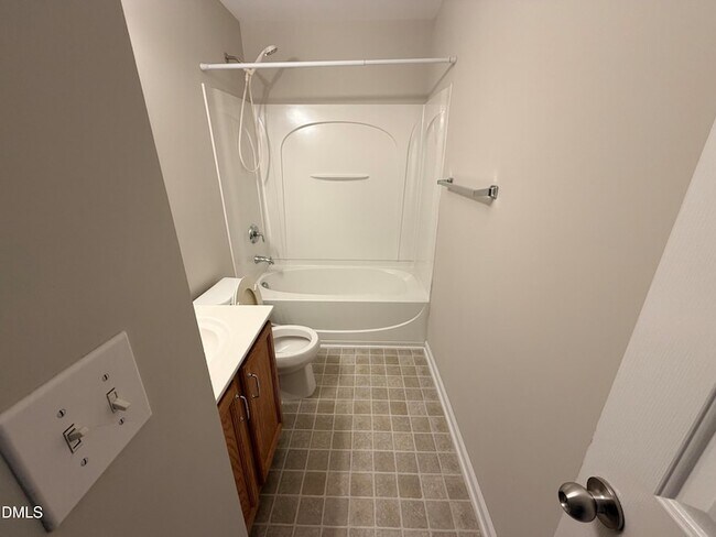 Building Photo - 620 Woodson Dr