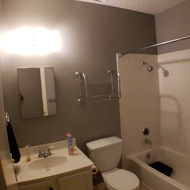 Building Photo - 8206 Talkenhorn