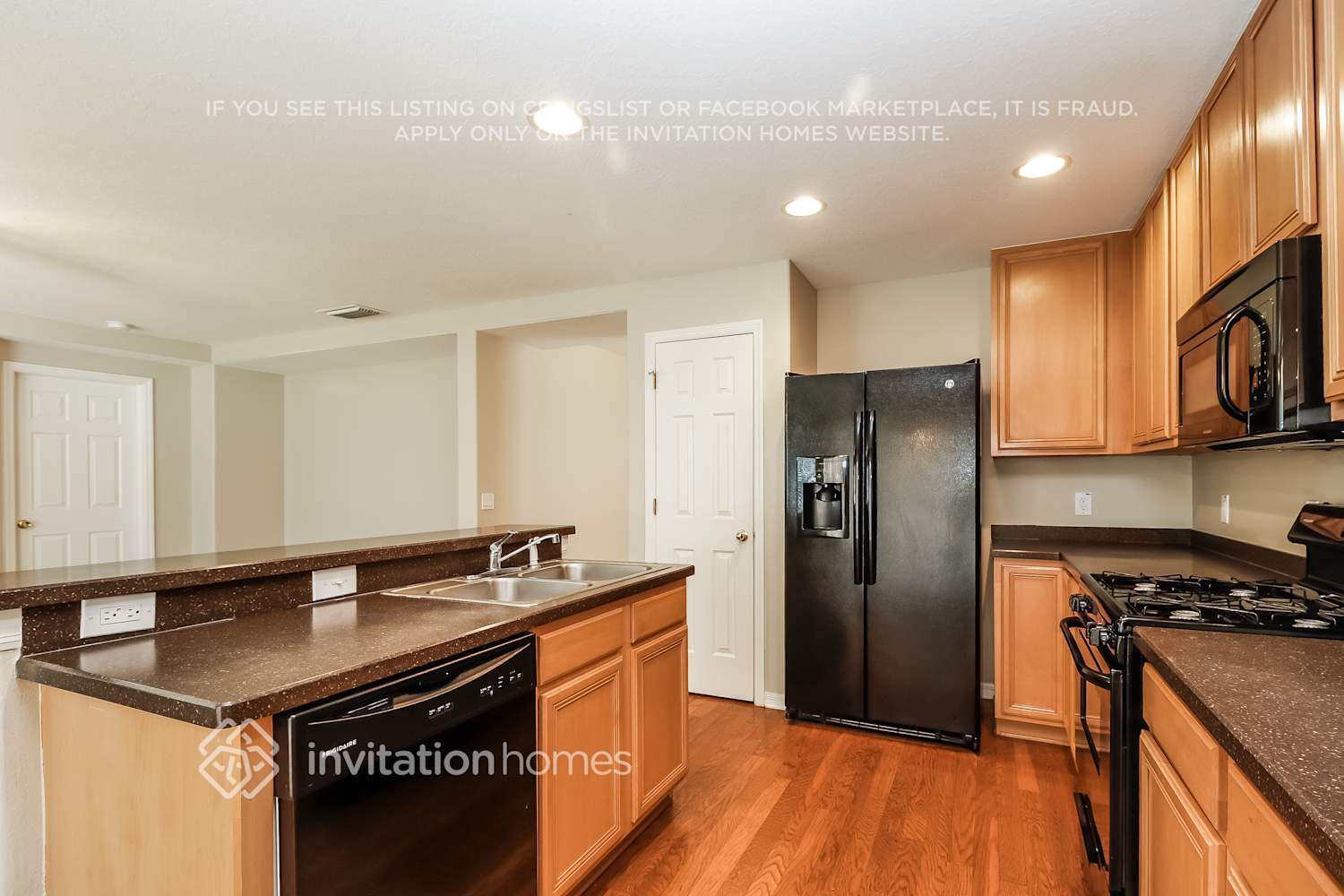 Building Photo - 6625 Waterton Dr