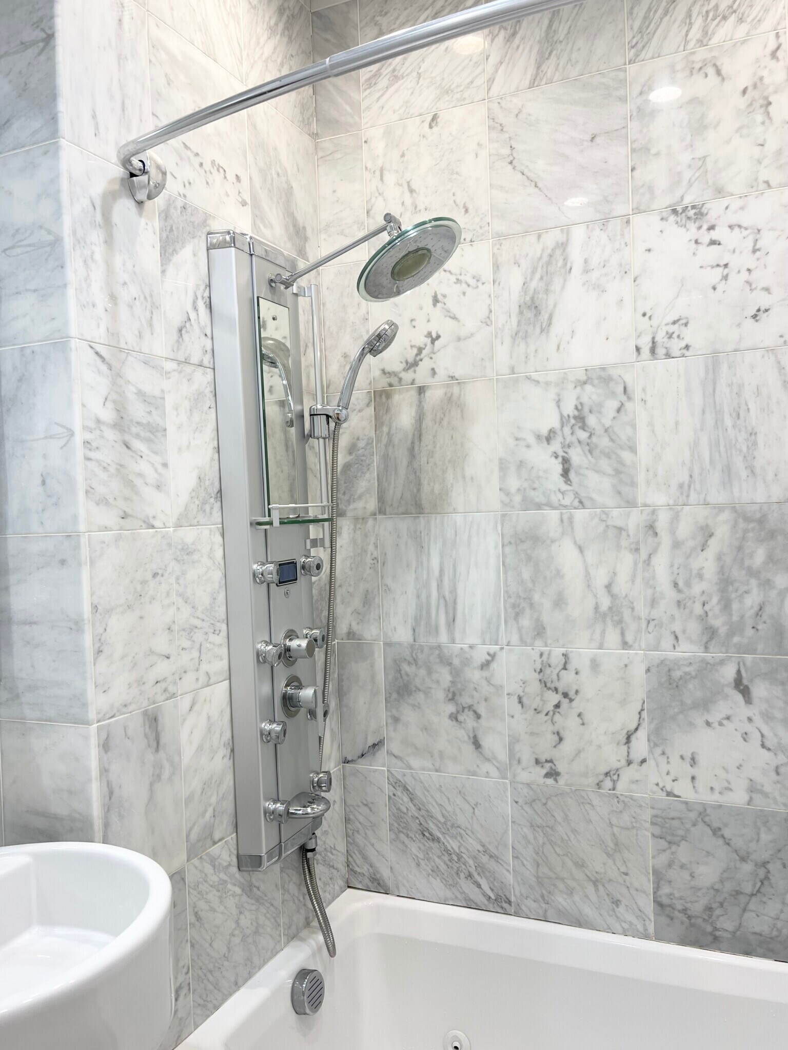 Building Photo - 23 Cameron St