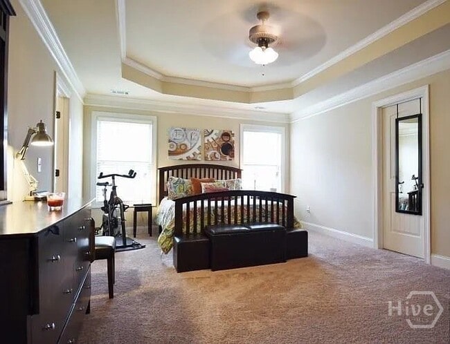 Building Photo - 157 Putters Dr