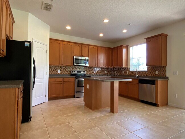 Building Photo - 9836 Old Patina Way