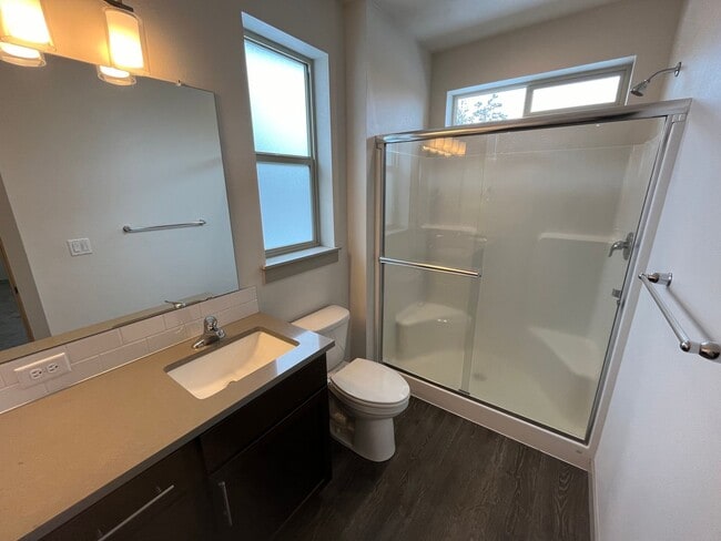 Building Photo - Newer 3 Bed/2 Bath Construction on Bend's Eastside - Cessna Drive