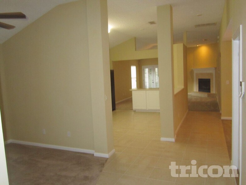 Building Photo - 938 Cherry Point Way