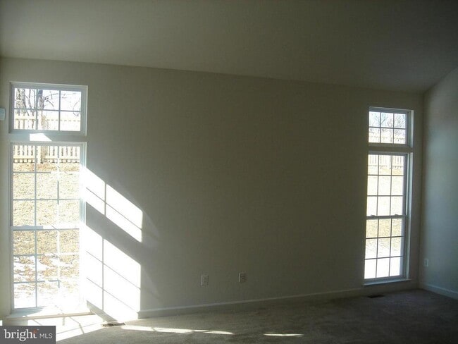 Building Photo - 11225 Suffolk Dr