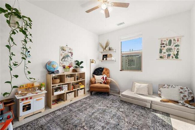 Building Photo - 2625 Verna Dr