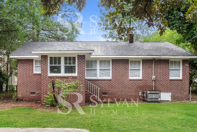 Building Photo - Life Just Got Better!