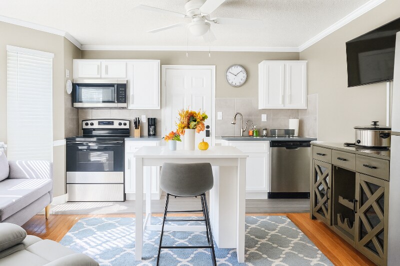 Building Photo - 4302 Foothills Dr