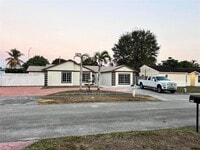 Building Photo - 19541 NW 57th Ct