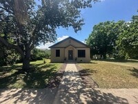 Building Photo - 609 N 15th St