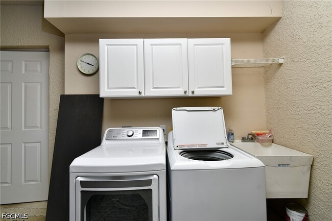 Building Photo - 19999 Lake Vista Cir