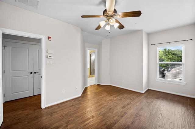 Building Photo - 4113 Emerson Ave