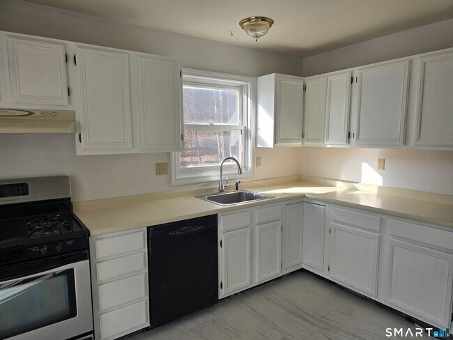 Building Photo - 155 -157 Jackson St