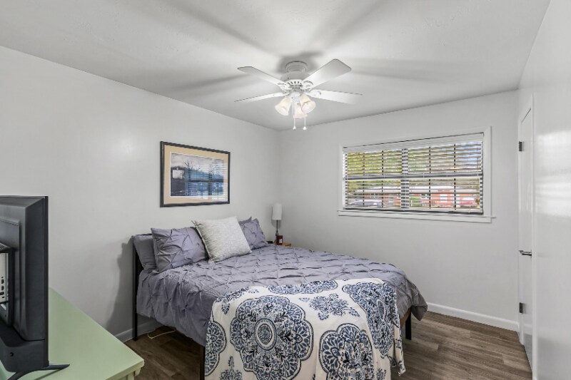 Building Photo - 2003 Roebuck St