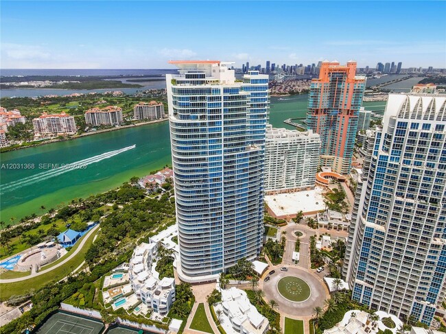 Building Photo - 100 South Pointe Dr