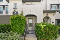 Building Photo - 1625 Filaree Dr
