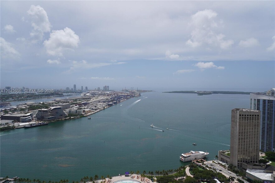 Building Photo - 50 Biscayne Blvd