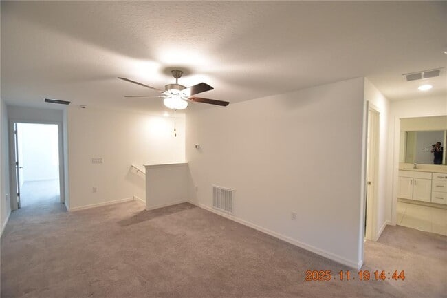 Building Photo - 6252 Shiner St