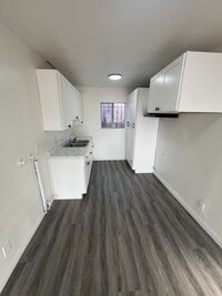 Building Photo - 5961 Harvard Blvd