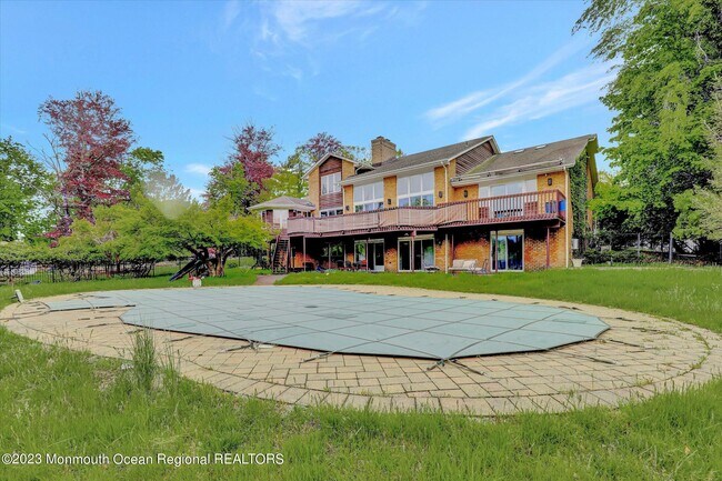 Building Photo - 84 Wickapecko Dr