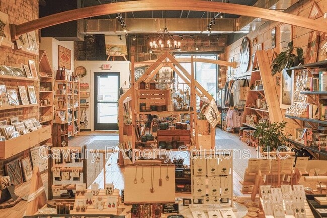 Building Photo - 1831 W Michigan St