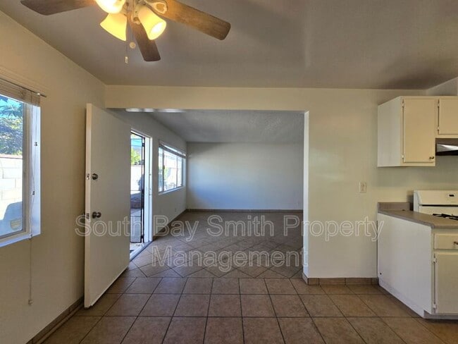 Building Photo - 2619 Mathews Ave