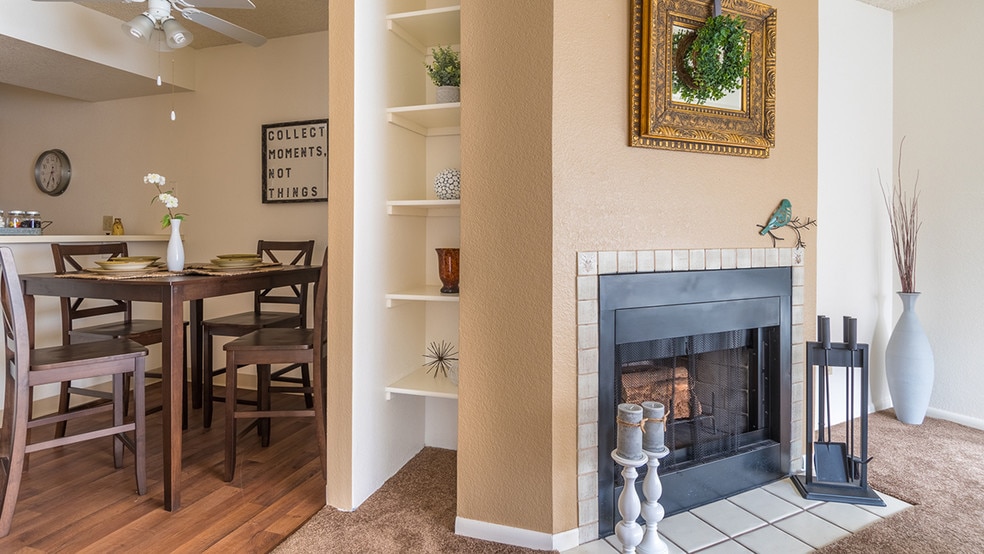 Building Photo - Ridgepointe Apartments