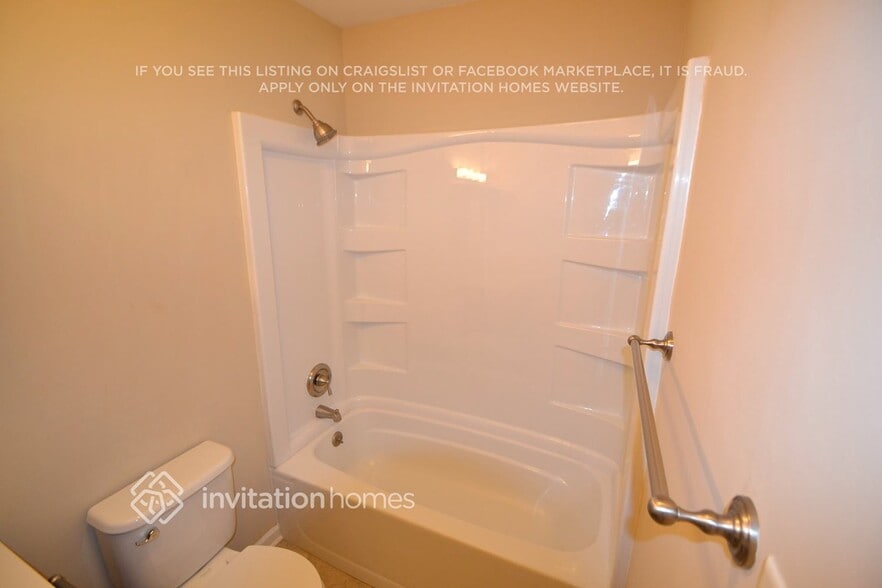 Building Photo - 1875 N Newport Rd