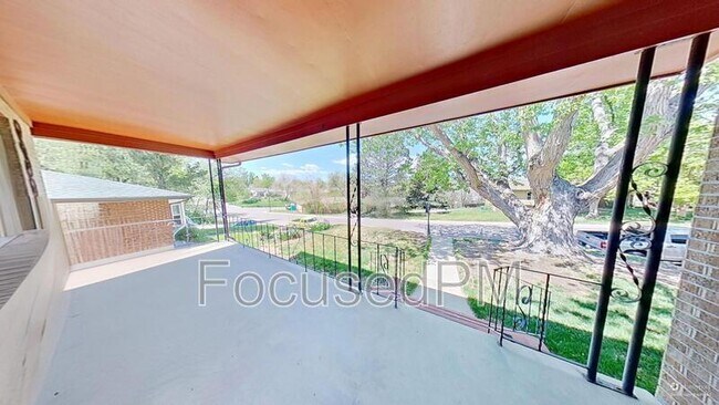 Building Photo - 4030 S Fox St