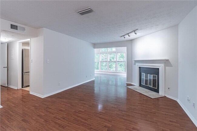 Building Photo - 3007 Canyon Point Cir