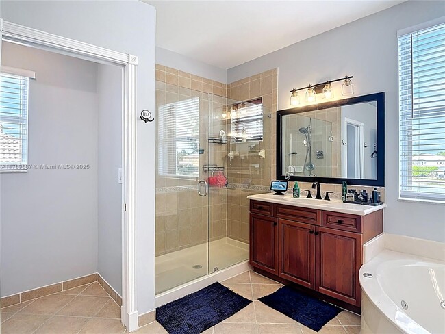 Building Photo - 4973 SW 158th Way