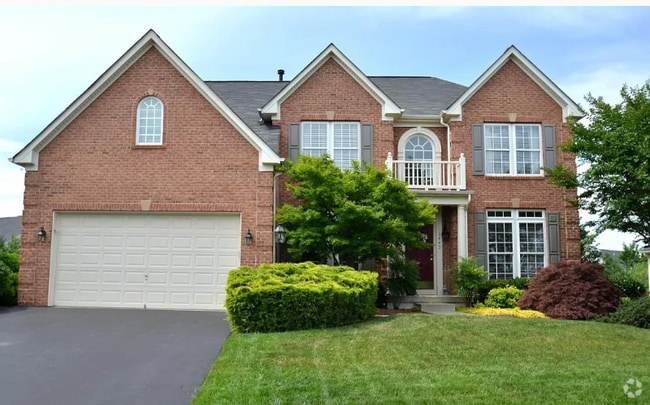 Building Photo - 25443 Kinsale Pl