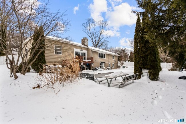 Building Photo - 5 Arden Rd