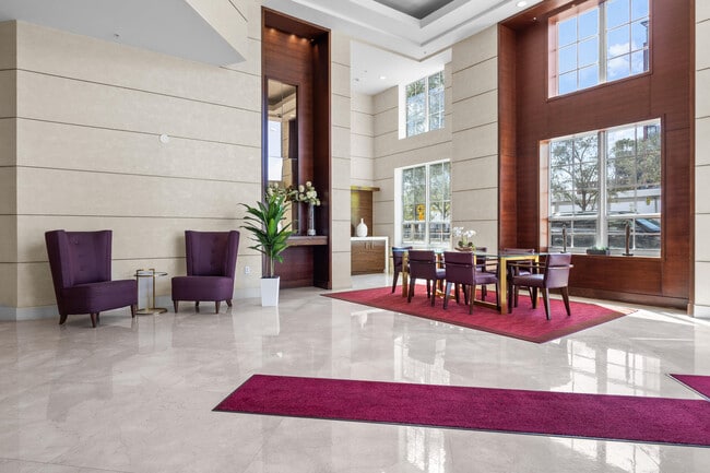 Building Photo - 410 Evernia St