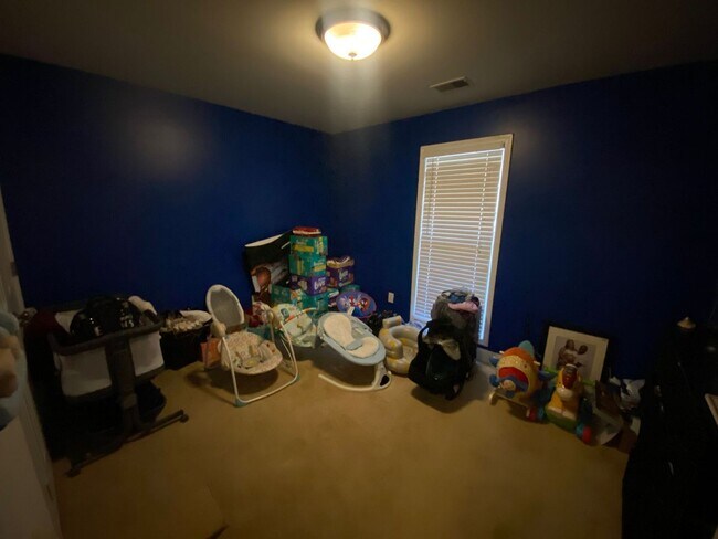 Building Photo - 281 E Creek Bend