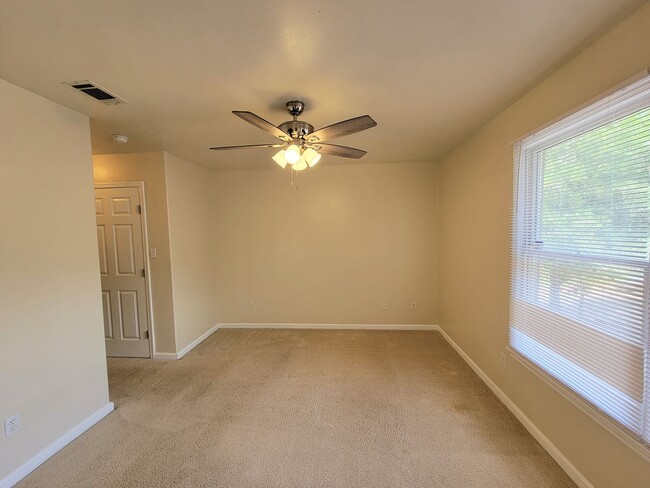 Building Photo - 3 bedroom town home available for rent right away, renting for $1800, includes privacy fenced yar...