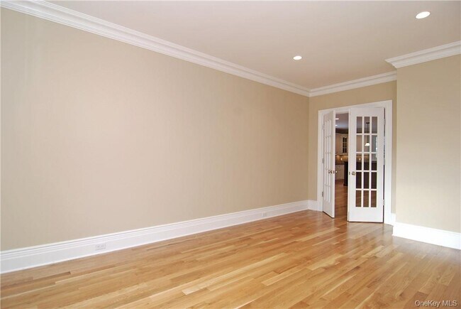 Building Photo - 9 Oak Way