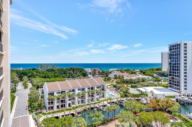 Building Photo - 4740 S Ocean Blvd