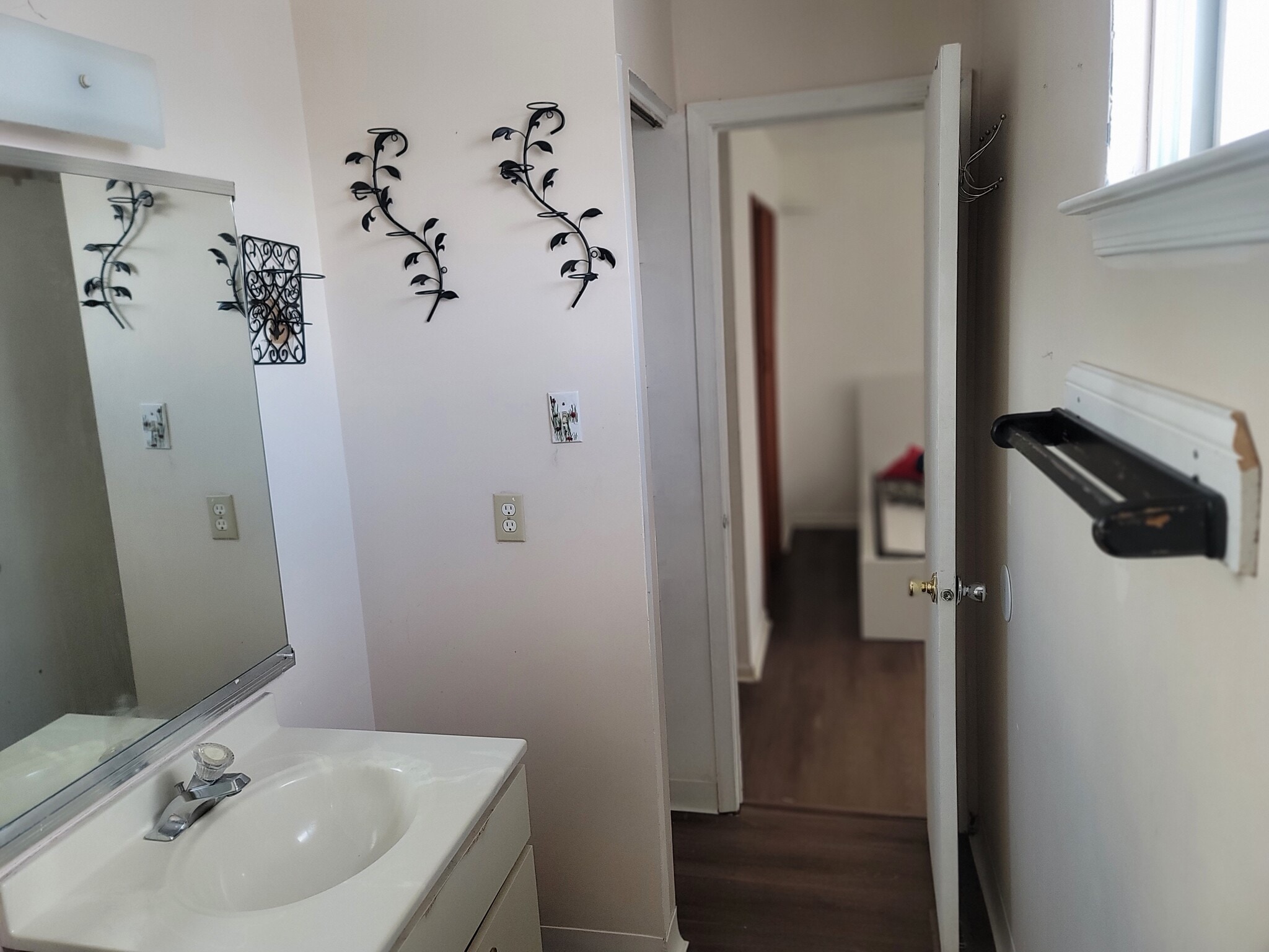 Building Photo - 134 Freedom Trl