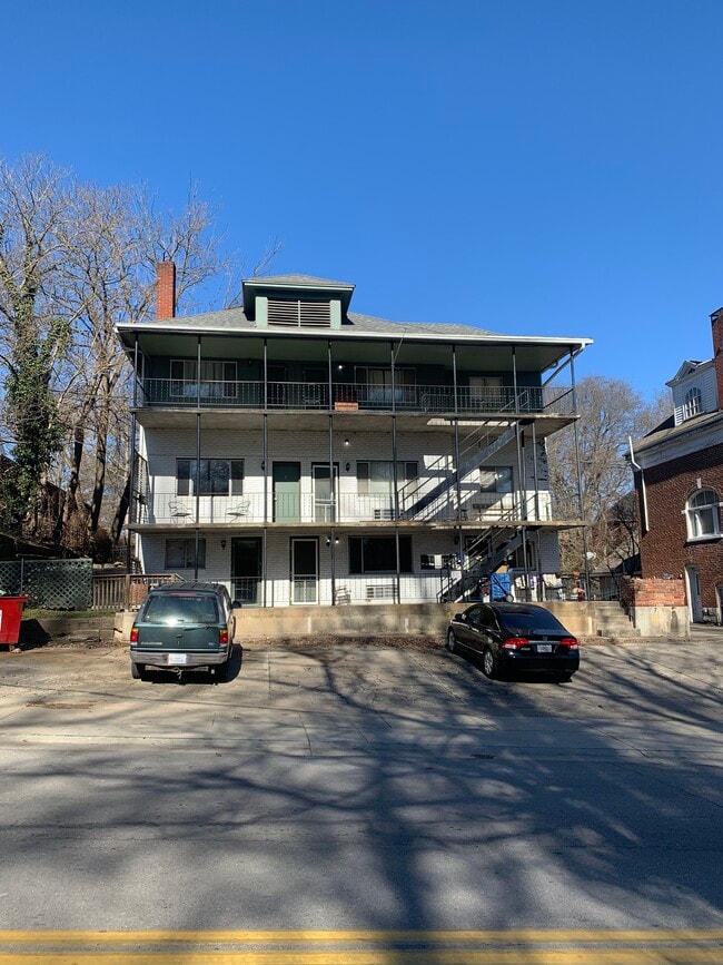 Building Photo - 316 Independence St