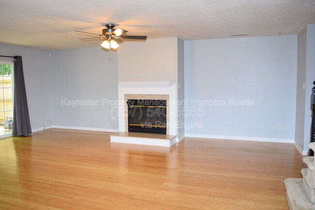 Building Photo - 3809 Peppercorn Way
