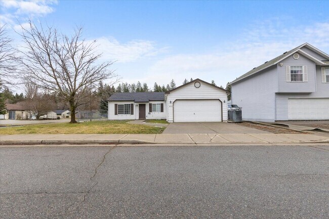 Building Photo - 6648 W Legacy Dr