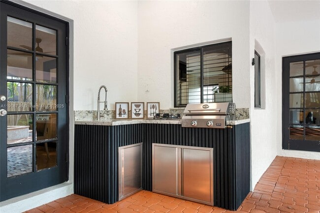 Building Photo - 5424 SW 154th Pl